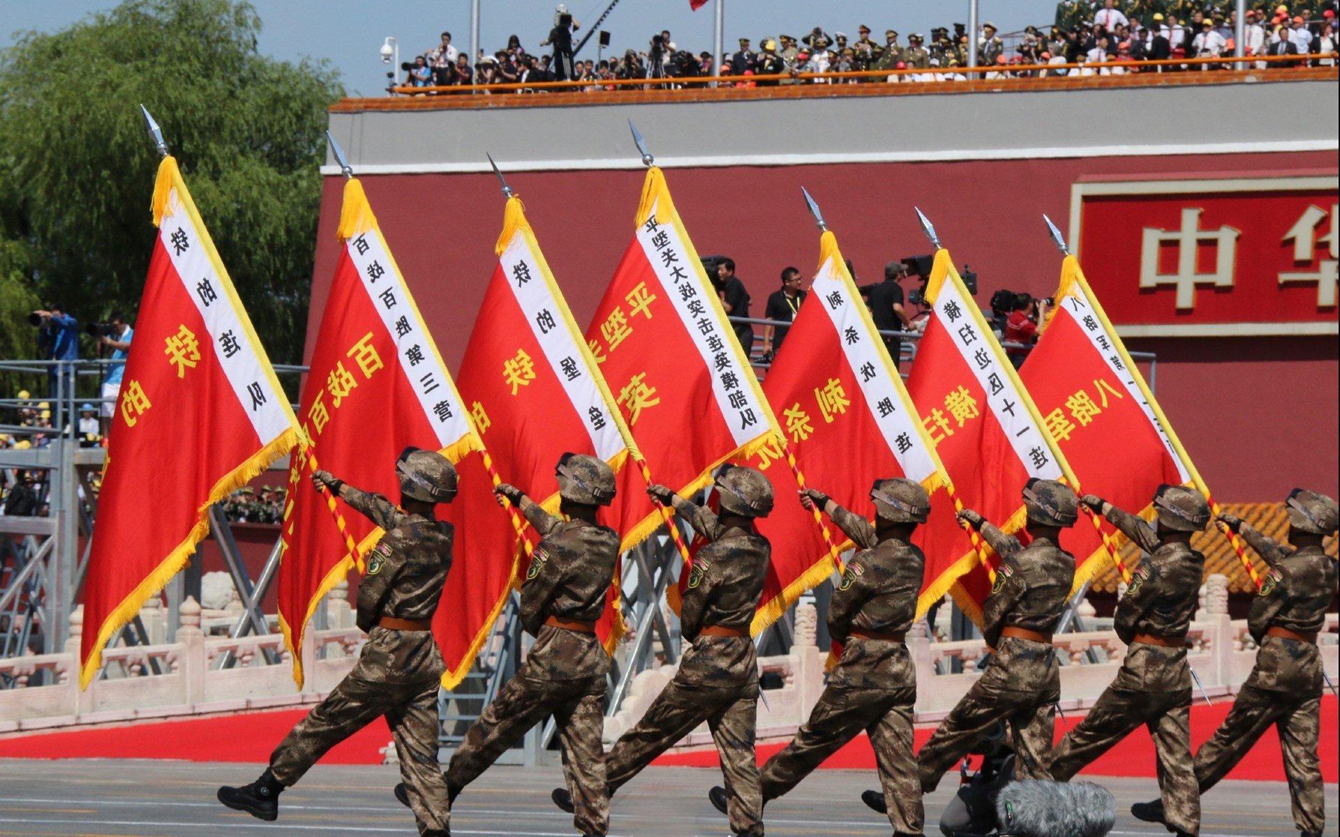 开云官网APP下载-_极地冰雪滑行:体验雪原速度的快感_,极地冰川